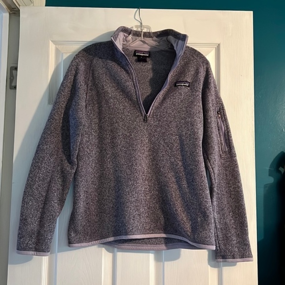 Patagonia Pullover. Medium.